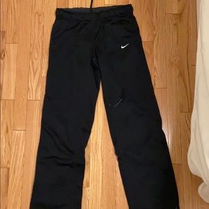 Women’s Nike Therma Fit Sweat Pants
